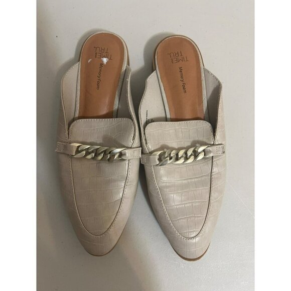 Time and Tru Memory Foam Mules with Silver Chain Detailing Sz 8 - Picture 1 of 4